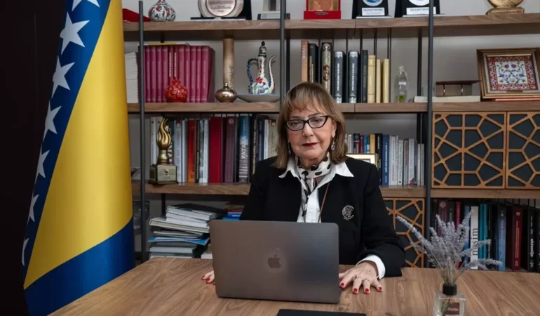 Büyükelçi Colakovic ‘Yılın Kareleri’ Oylamasında