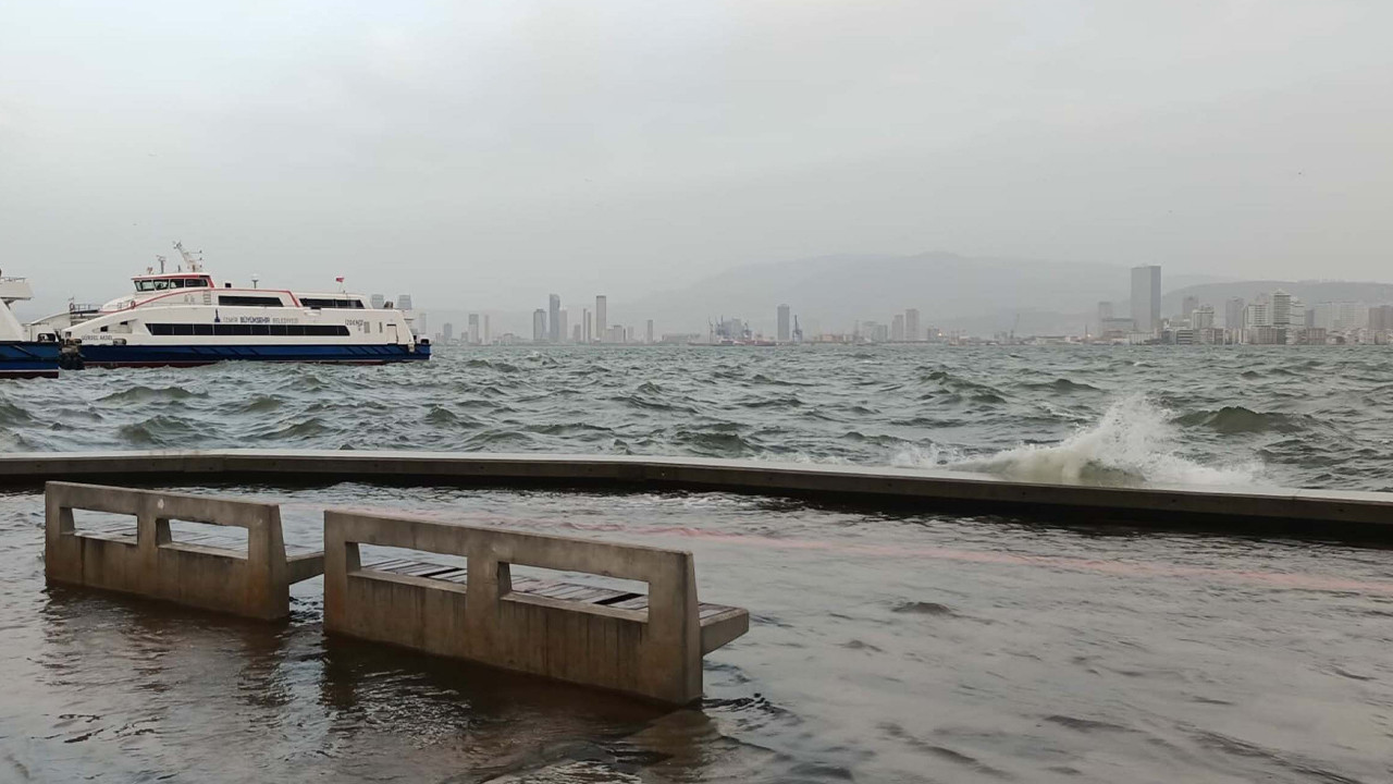 Böylesi 50 Yılda Bir Görülüyor! İzmir’de Alarm: Salı Gününe Dikkat