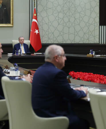 Cumhurbaşkanlığı Kabinesi Bugün Toplanıyor: Masada Hangi Konular Var?