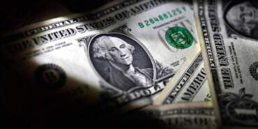 Dolar Kaç TL Oldu, Euro Ne Kadar? İşte 17 Şubat Salı Güncel Döviz Kurları