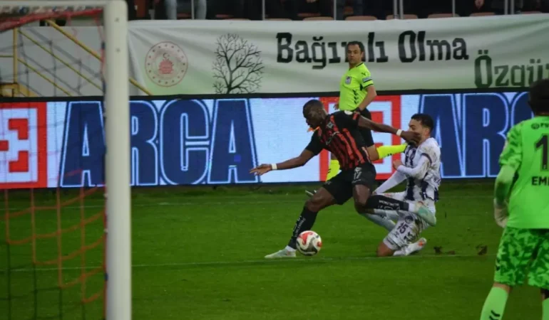 Çorum FK: Penaltı ile Kazandı