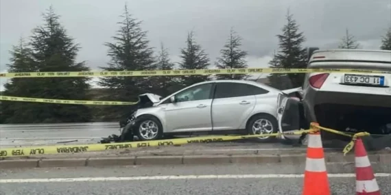 Eskişehir’de Trafik Kazası: 1 Ölü, 1 Yaralı