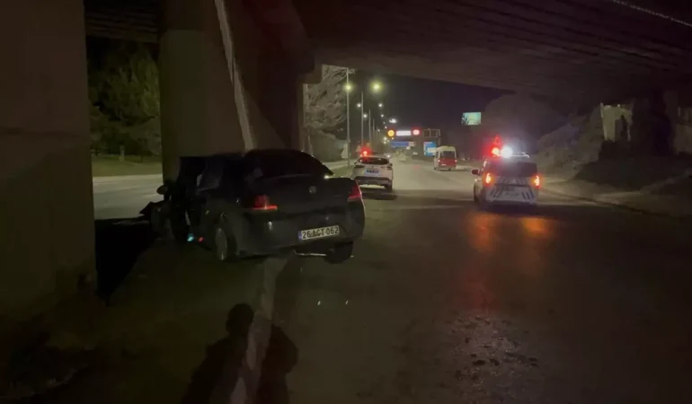 Eskişehir’de Kaza: İki Yaralı