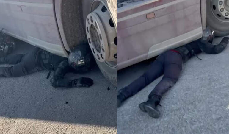 Feci Kazada Mucize Kurtuluş! Tırın Altında Sıkıştı, Kaskı Kurtardı