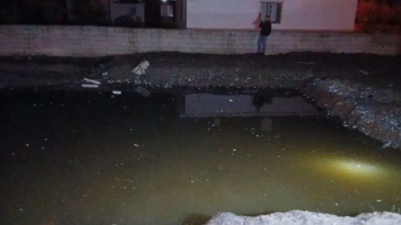 Hatay’da Feci Olay: İki Çocuk Su Dolu Temelde Can Verdi