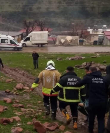 Hatay’da Su Dolu Çukura Düşen Çocuk Kurtarılamadı