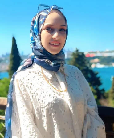 İstanbul’da 21 Yaşındaki Kübra 5. Kattan ‘Düşerek’ Öldü