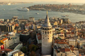 İstanbul’un En Kalabalık Mahallesi Belli Oldu: Nüfusu 3 Şehri Solladı