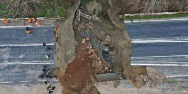 İzmir’de Sağanak Faciası: Selçuk-Aydın Kara Yolunda Çökme