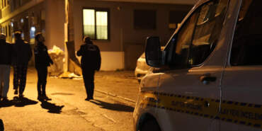 İzmir’de Sokak Ortasında Dehşet! Yol Verme Tartışmasına Aileler Karıştı, 7 Yaralı