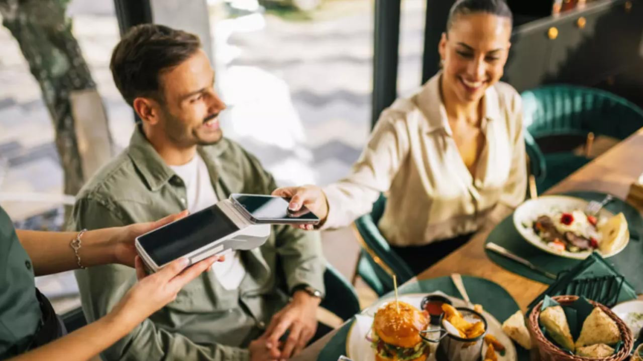 Kafe ve Restoranlarda Yeni Uygulama: Zorunlu Ek Ücretler Yasaklandı Bu Kez O Ödemeler Eklendi