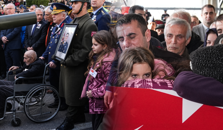 Kahraman Pilotumuza Son Veda… Türkiye, Şehidini Uğurladı