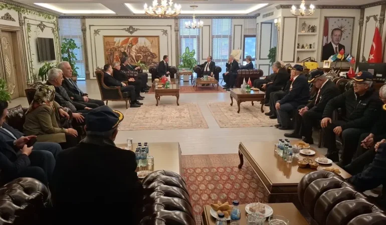 Ataoğlu Beypazarı’nda Gazilere teşekkür etti