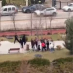 Küçücük çocuğu ağaca bağlayıp işkence ettiler