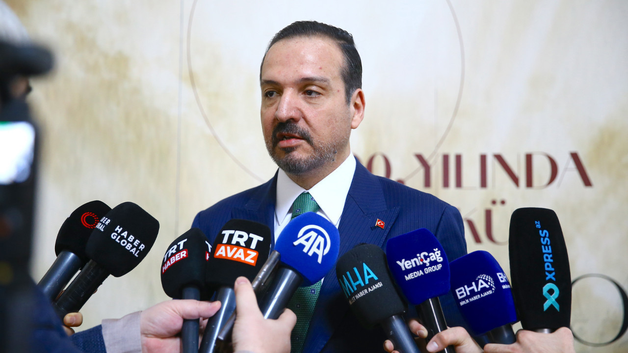 Kürşad Zorlu Bakü’de Duyurdu: Türkoloji Bölümleri İçin Kritik Adım