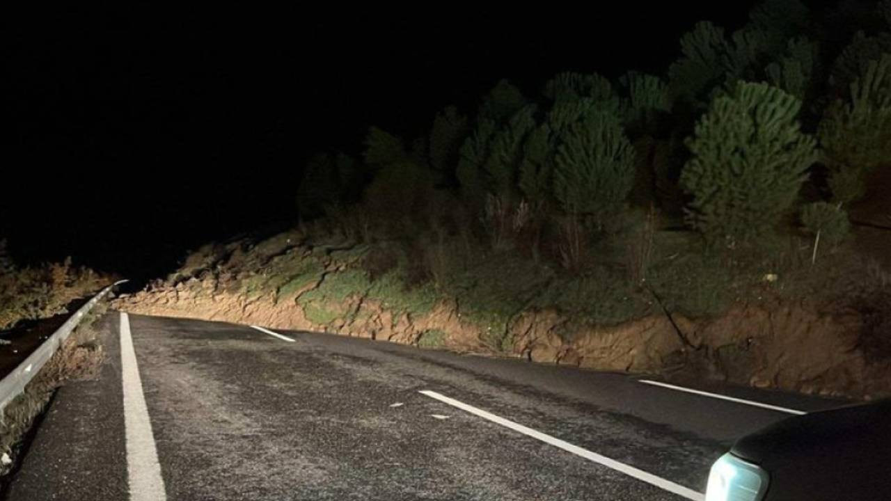Manisa’da Toprak Kayması: İstanbul-İzmir Otoyolu Ulaşıma Kapatıldı