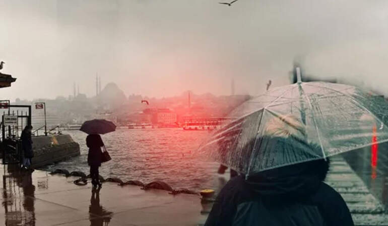 Meteoroloji Saat Vererek Uyardı: Kuvvetli Sağanak ve Fırtına Geliyor