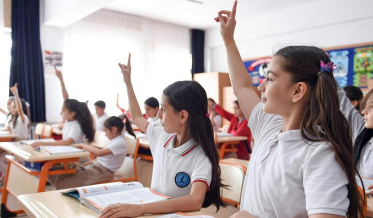 LGS’de Kritik Değişiklik, 10 Bin Öğretmen Ataması İçin Tarih Netleşti: Bakan Tekin Duyurdu