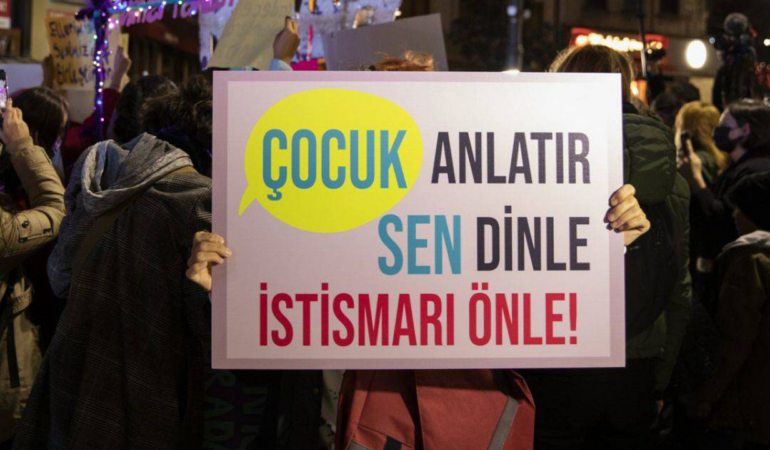 Ortaokulda 24 Öğrenciye Taciz Skandalı! Öğretmen Tutuklandı