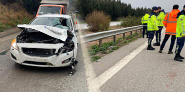 Otomobil, Temizlik Yapan İşçilere Çarptı! 1 Ölü 3 Yaralı