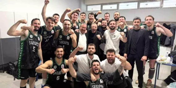 Sakarya temsilcisi play-off biletini Ankara’da kaptı