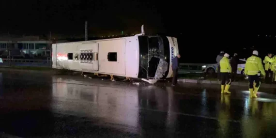 Samsun’da Otobüs Devrildi: 7 Yaralı