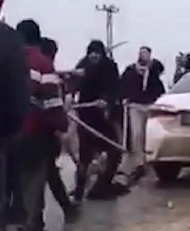 Şanlıurfa’da Taşlı Sopalı Arazi Kavgası Kamerada! 7 Yaralı