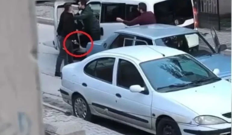 Ankara’da Yol Verme Tartışması Kavgaya Dönüştü