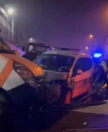 Sultanbeyli’de Trafik Kazası, 2’si Polis 3 Yaralı