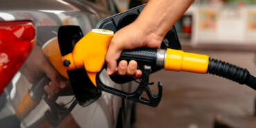 Sürücülere Kötü Haber! Benzine Zam Geliyor