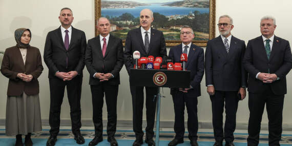 TBMM Başkanı Numan Kurtulmuş AK Parti Grubunu Ziyaret Etti: ‘Ağır Bedeller Ödediğimiz Terör Meselesi Bitecek’