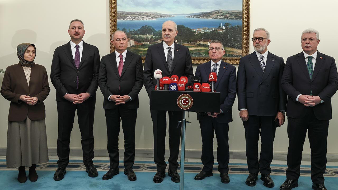 TBMM Başkanı Numan Kurtulmuş AK Parti Grubunu Ziyaret Etti: ‘Ağır Bedeller Ödediğimiz Terör Meselesi Bitecek’