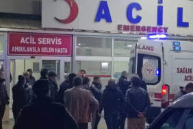 Tekel Bayisinde Bıçaklı Kavga: 1 Ölü, 1 Ağır Yaralı