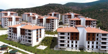 TOKİ’nin 500 Bin Sosyal Konut Projesinde Yeni Kura Takvimi Belli Oldu: 11 İlde Yaklaşık 100 Bin Kişi Ev Sahibi Olacak