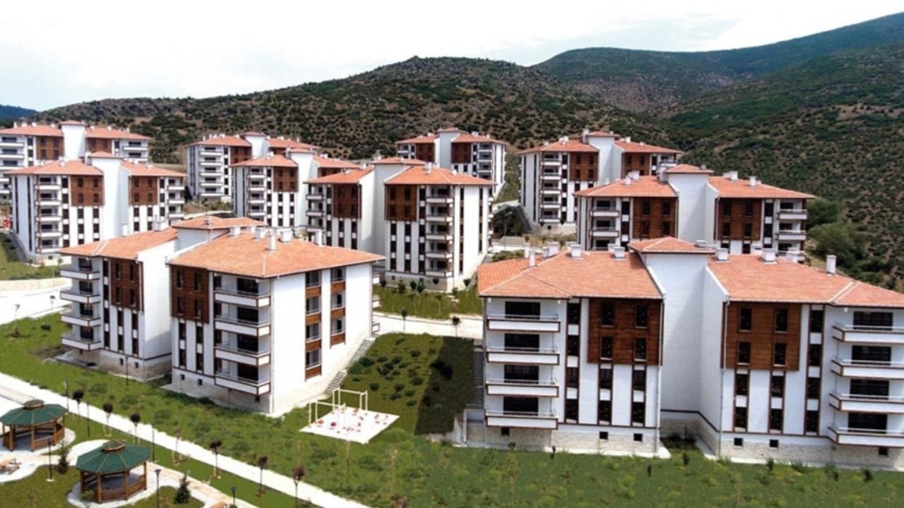 TOKİ’nin 500 Bin Sosyal Konut Projesinde Yeni Kura Takvimi Belli Oldu: 11 İlde Yaklaşık 100 Bin Kişi Ev Sahibi Olacak