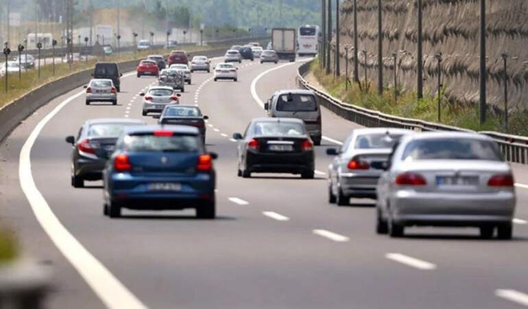 Tüm Araç Sahiplerini İlgilendiriyor: Fiyat Farkı Yüzde 500’e Dayandı! Yaptırmayan Trafiğe Çıkamayacak
