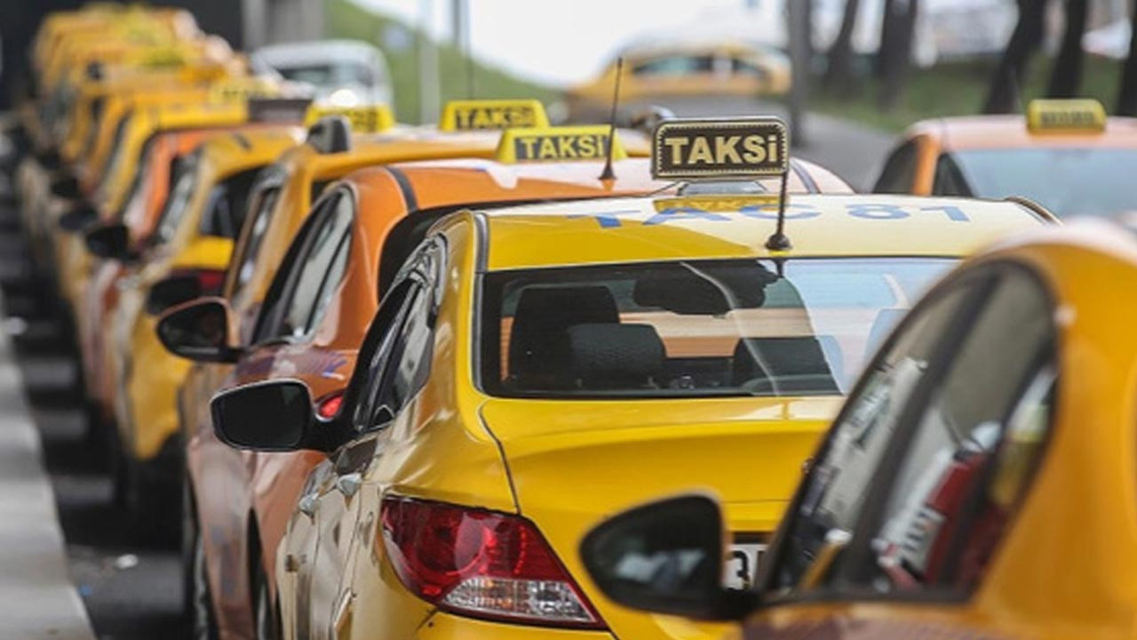 Tüm Taksilerde Artık Zorunlu Oldu: Tarih Verildi! Resmi Gazete’de Yayımlandı