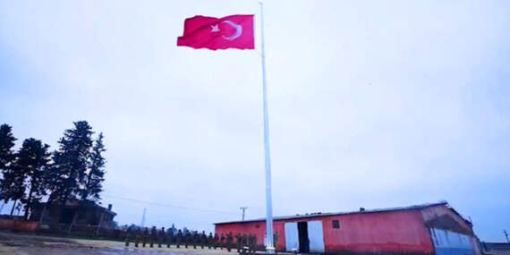 Türk Bayrağına Saldırıya Kararlı Yanıt: Hudut Karakoluna Dev Bayrak Çekildi