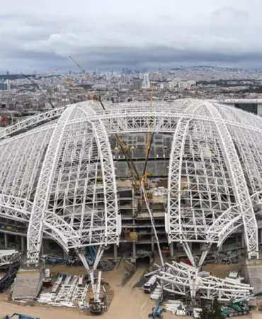 Türkiye’nin en büyük üçüncü stadyumu yakında açılıyor