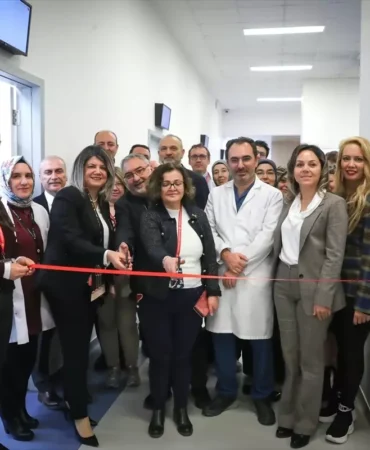 Türkiye’de İlk Çocuk Nöro-Onkoloji Polikliniği Açıldı