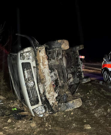 İşçi Servisi Şarampole Devrildi, 17 Kişi Yaralandı