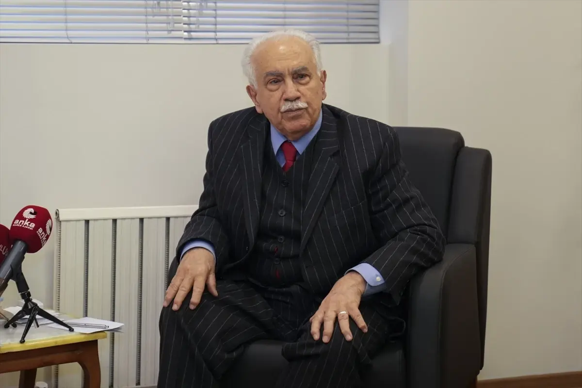 Vatan Partisi Genel Başkanı Perinçek, İran’ın Ankara Büyükelçisi Habibullahzade ile görüştü