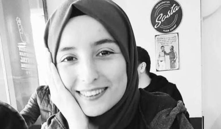 Yeni Atanmıştı! Öğretmen Melike, Trafik Kazasında Hayatını Kaybetti