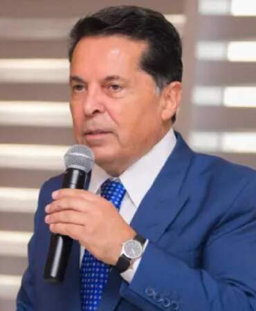 Ahmet Özer’in avukatlarından göreve iade başvurusu