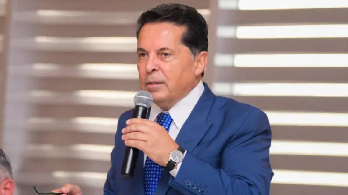 Ahmet Özer’in avukatlarından göreve iade başvurusu