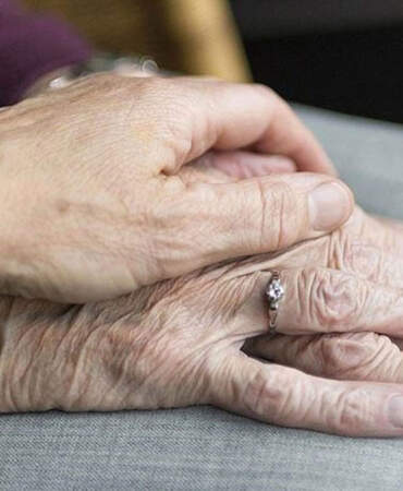 Türkiye’de yaklaşık 1,8 milyon yaşlı yalnız yaşıyor