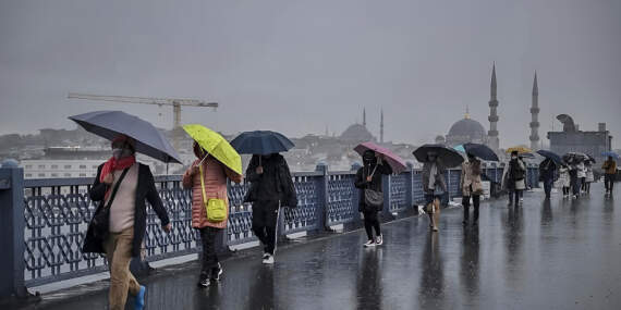 AKOM uyardı: İstanbul’da bayram haftasında soğuk ve yağış etkili olacak