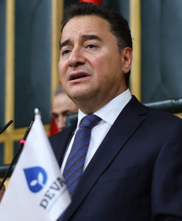 Babacan’dan ABD ve İsrail’e ‘İran’ kınaması: “Önleyici savaşın hukukta yeri yok, Türkiye’yi göç ve ekonomi vurur”