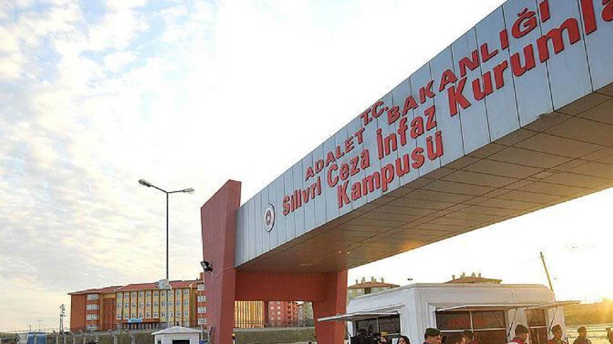 İBB davasında ‘Silivri’ skandalı iddiası: Hücreleri gezip ‘itirafçı ol’ baskısı yaptığı öne sürülen avukata suç duyurusu