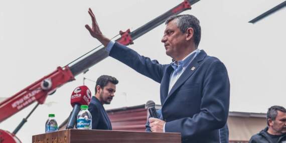 Özel bu akşam Eyüpsultan’ı işaret etti: ‘Türkiye İttifakı’ vurgusu